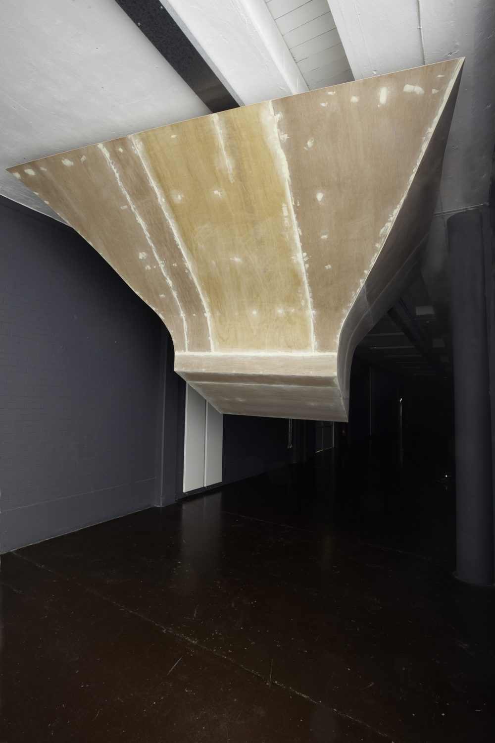 Sean Edwards Maelfa (2010) installation view. Photograph by Jamie Woodley